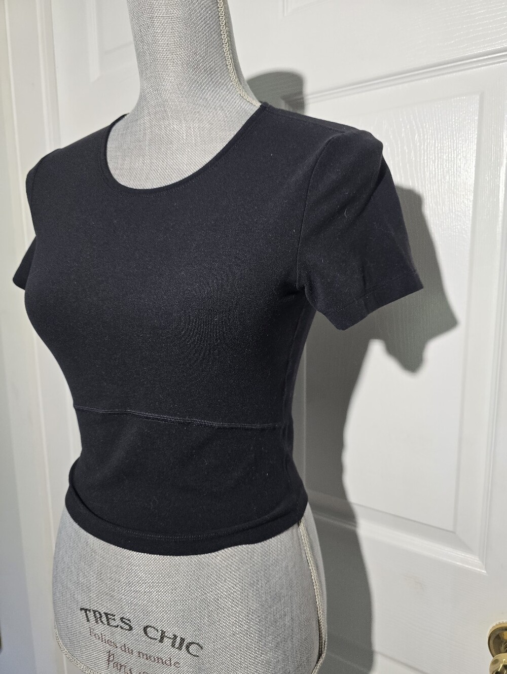 TNA Aritzia Athletic Top - Picture 2 of 4